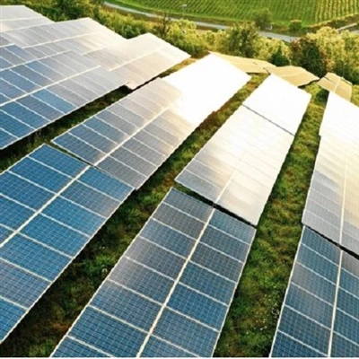 A tiszta energiát, például szél- és napenergiát használó nagyszabású tárolási...