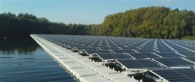 Németország bemutatja Baden-Württemberg legnagyobb úszó fotovoltaikus energia...