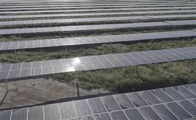 Taoista napenergia -modulok szállítása 170 MW PV projektekhez Olaszországban
